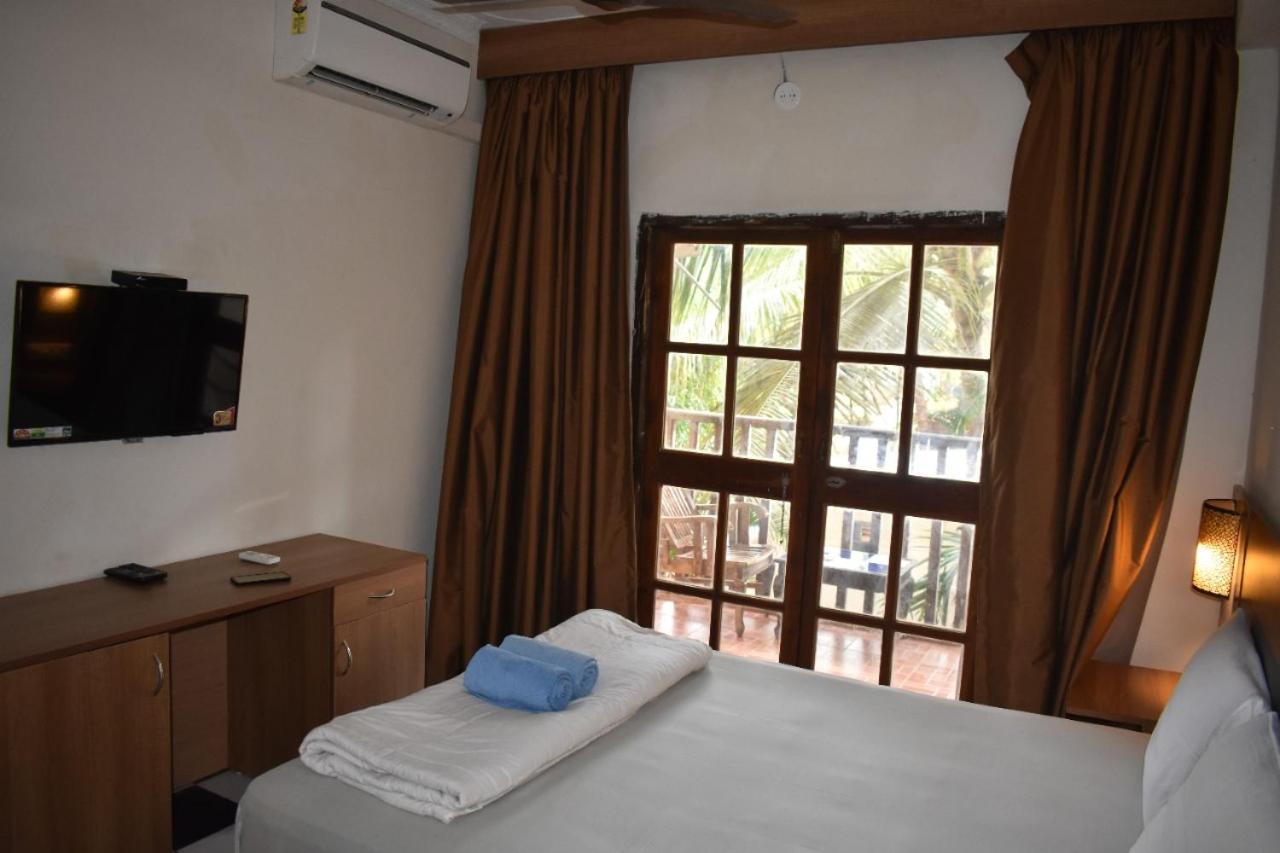 Villa Fatima Beach Resort Baga Extérieur photo