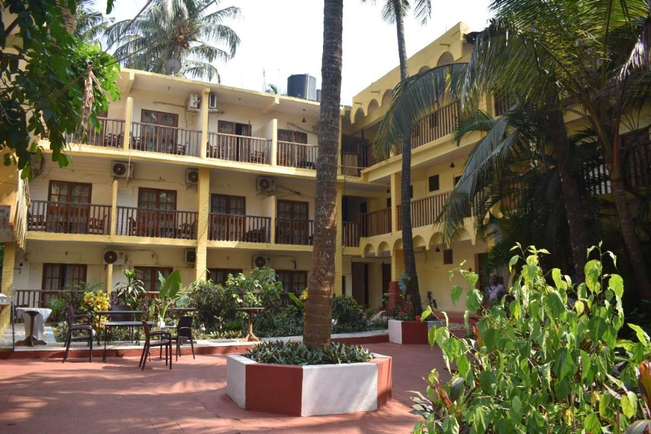 Villa Fatima Beach Resort Baga Extérieur photo