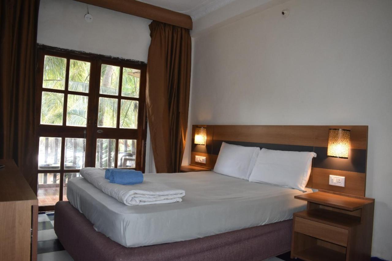 Villa Fatima Beach Resort Baga Extérieur photo